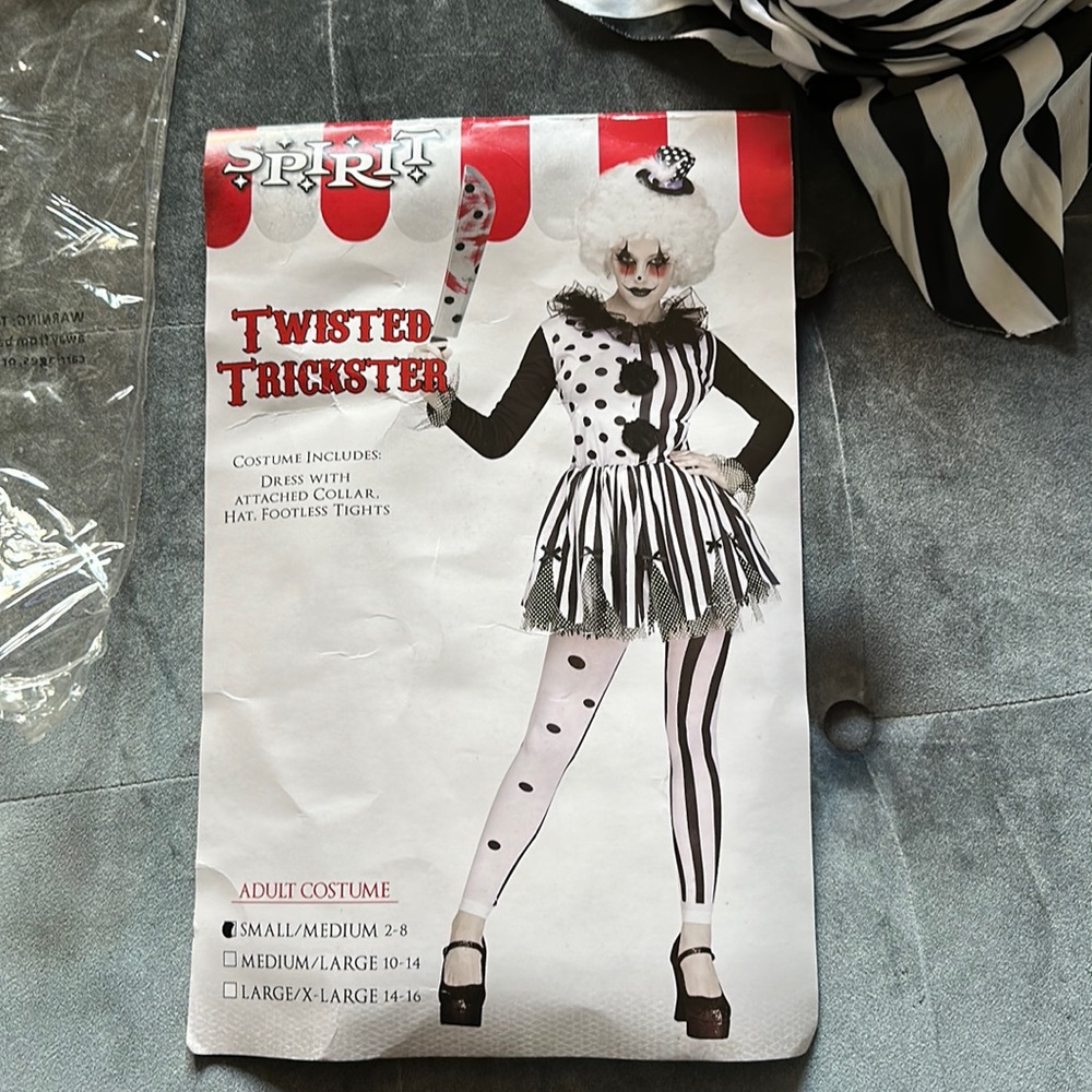 Spirit twisted trickster costume small/medium